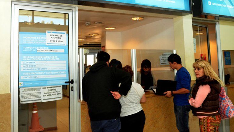 Sacar la licencia es más caro, pero hay récord de trámites