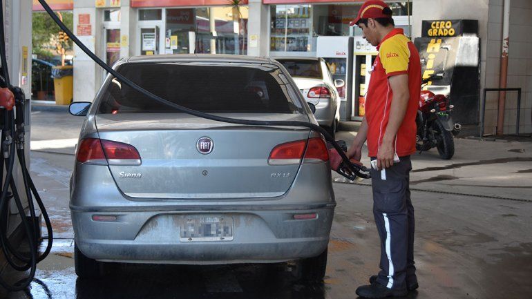 La suba del crudo se sentirá en el precio de la nafta