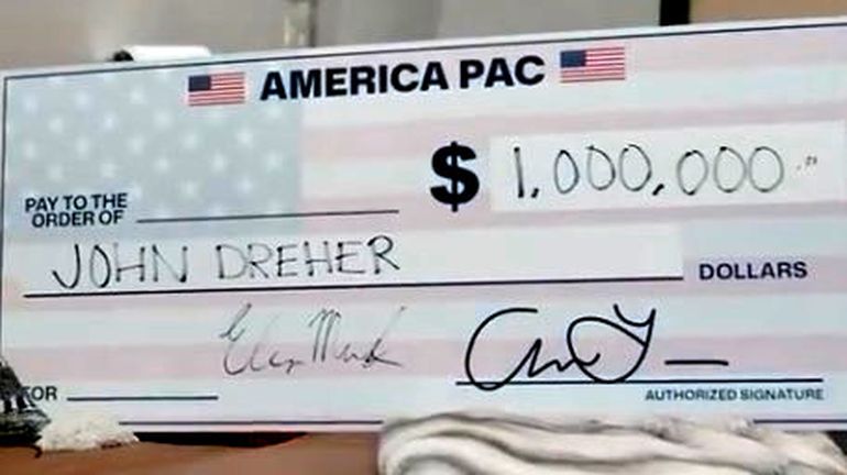 El cheque de un millón de dólares que recibió John Dreher.