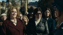 Las primera imágenes de Villaflor, la nueva película de Verónica Llinás y Peter Lanzani. Las primera imágenes de Villaflor, la nueva película de Verónica Llinás y Peter Lanzani.