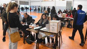 En estas elecciones, solo ocho provincias eligen diputados y senadores en Argentina