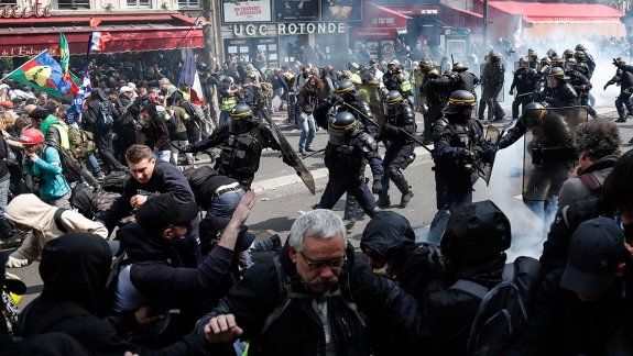 Detenidos y heridos en París en marchas por el Día del Trabajador