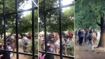 escandalo en el bolson: protestas en la comisaria por los tres detenidos