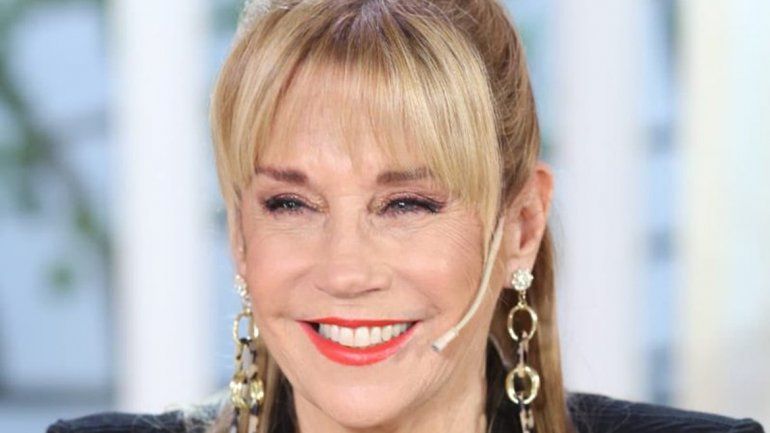 ¿Marcela Tinayre le serruchó el piso a Mirtha?