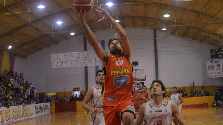 Santiago Rodríguez anotó 37 puntos en la serie con Ameghino.