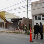 Demolieron un kiosco narco que funcionaba hace más de 20 años gestionado por una familia | LM Neuquen Demolieron un kiosco narco que funcionaba hace más de 20 años gestionado por una familia