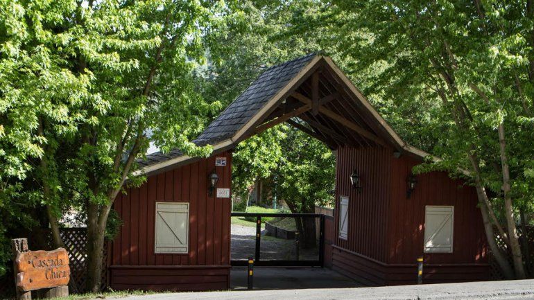 La vivienda está en el exclusivo barrio Cascada Chica