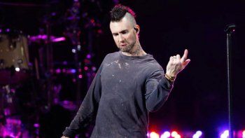 el papelon de maroon 5 en el festival de vina del mar el papelon de maroon 5 en el festival de vina del mar