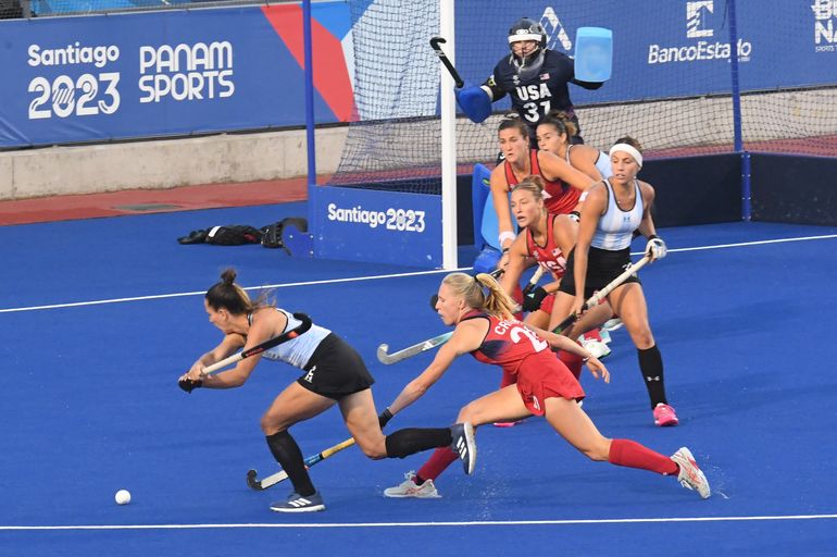 Las Leonas lograron su décimo título Panamericano. Le ganaron en la final a Estados Unidos y de yapa clasificaron para París. Foto: Sergio Dovio. Las Leonas lograron su décimo título Panamericano. Le ganaron en la final a Estados Unidos y de yapa clasificaron para París. Foto: Sergio Dovio.