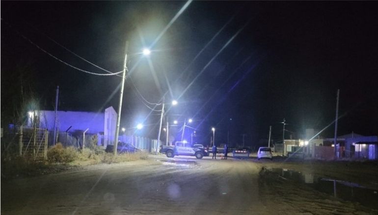 El cuerpo de Hugo Toledo Vargas fue hallado el viernes en su casa por una persona que enseguida dio el alerta a la polilcía de Santa Cruz. El cuerpo de Hugo Toledo Vargas fue hallado el viernes en su casa por una persona que enseguida dio el alerta a la polilcía de Santa Cruz. 