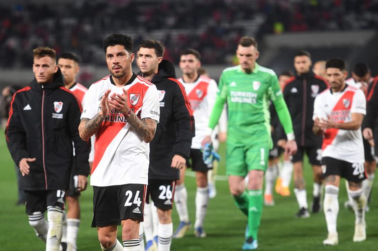 De Vignolo a los partidarios: los palos de la prensa a River