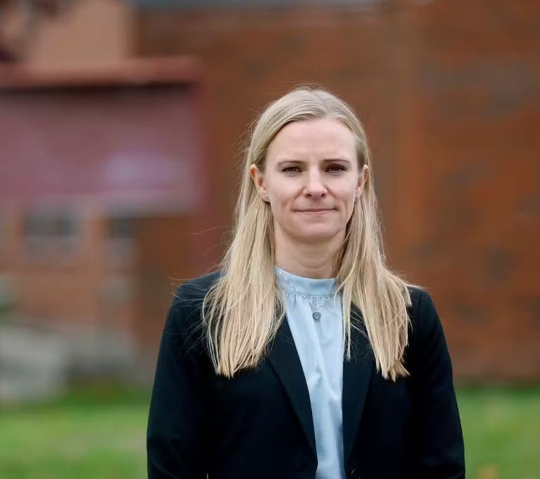 Para la fiscal Ida Annerstedt, unas 120 personas pagaron por los servicios sexuales de la víctima. Para la fiscal Ida Annerstedt, unas 120 personas pagaron por los servicios sexuales de la víctima.