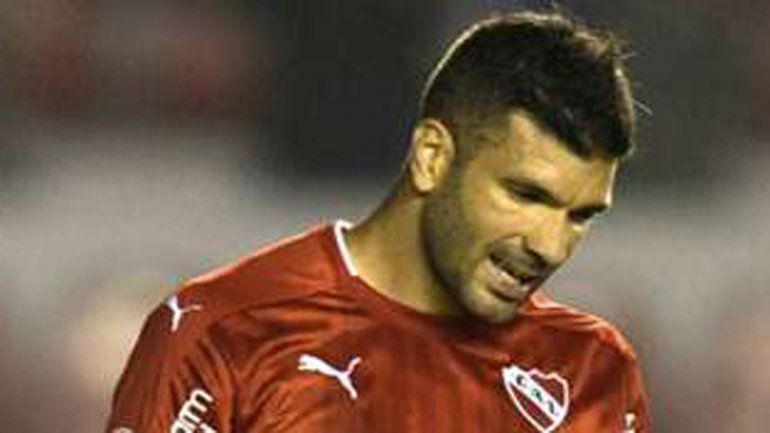 El Puma todavía no pudo debutar&nbsp;en la red con la camiseta del Rojo.