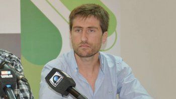 El concejal Zingoni dijo que el boleto a $10 es un insulto a los usuarios. El concejal Zingoni dijo que el boleto a $10 es un insulto a los usuarios.