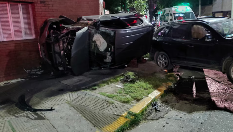 El accidente se produjo este lunes a la madrugada en Flores