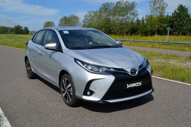 El Toyota Yaris Hatchback XS 1.5 CVT es actualmente el más barato entre los autos automáticos. El Toyota Yaris Hatchback XS 1.5 CVT es actualmente el más barato entre los autos automáticos.