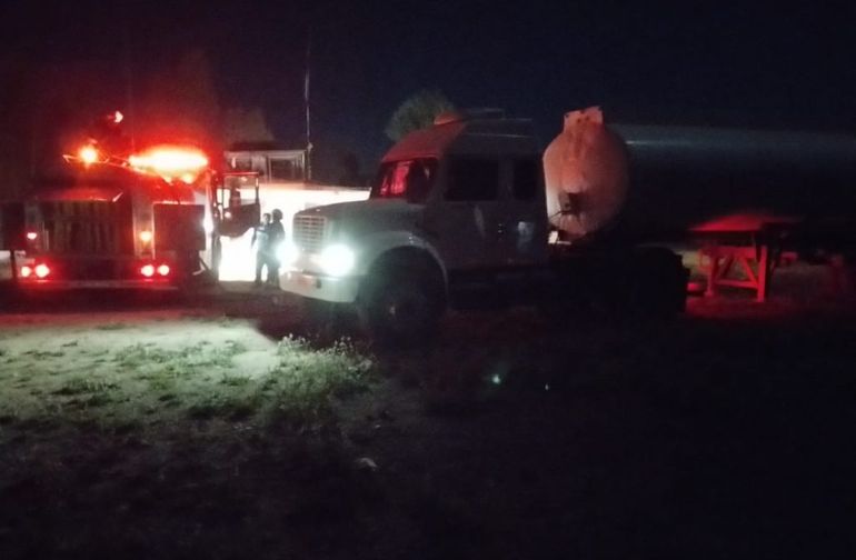 Un foco para calentar pollitos provocó un nuevo incendio en el sector de chacras de Centenario.