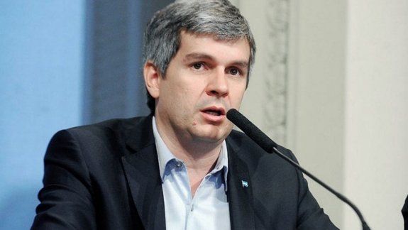 Peña negó que el Gobierno persiga a Cristina