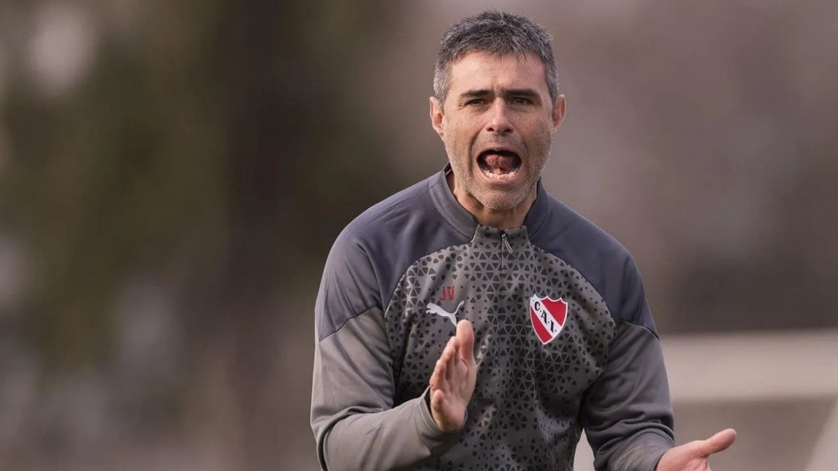 Julio Vaccari, DT de Independiente