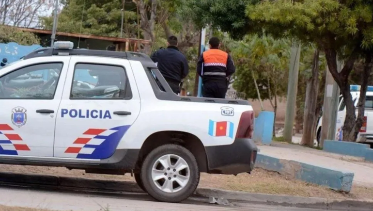 Terrible: un hombre fue detenido por abusar de su madre de 80 años con esquizofrenia