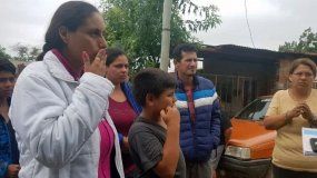 El bebé lloraba y lo mató