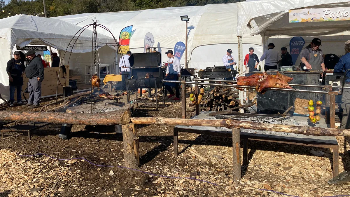 Los fuegos se encendieron en la Fiesta Nacional del Chef Patagónico