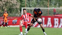 Independiente y Petrolero se enfrentaron en La Chacra. Fotos: Claudio Espinoza Independiente y Petrolero se enfrentaron en La Chacra. Fotos: Claudio Espinoza