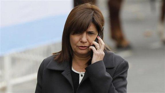 La ministra había explicado que su cuenta no tenía blindajes especiales.