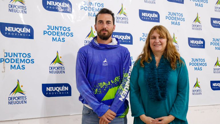 La ministra presentó al nuevo subsecretario de Deportes. La ministra presentó al nuevo subsecretario de Deportes.
