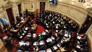 El Senado entró en cuarto intermedio en el debate por la Ley Bases. El Senado entró en cuarto intermedio en el debate por la Ley Bases.