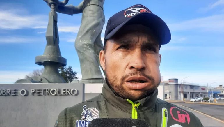 A su paso por Caleta Olivia, en Santa Cruz, el peregrino contó cómo fueron sus primeros 20 días de proeza en pleno invierno patagónico. A su paso por Caleta Olivia, en Santa Cruz, el peregrino contó cómo fueron sus primeros 20 días de proeza en pleno invierno patagónico.