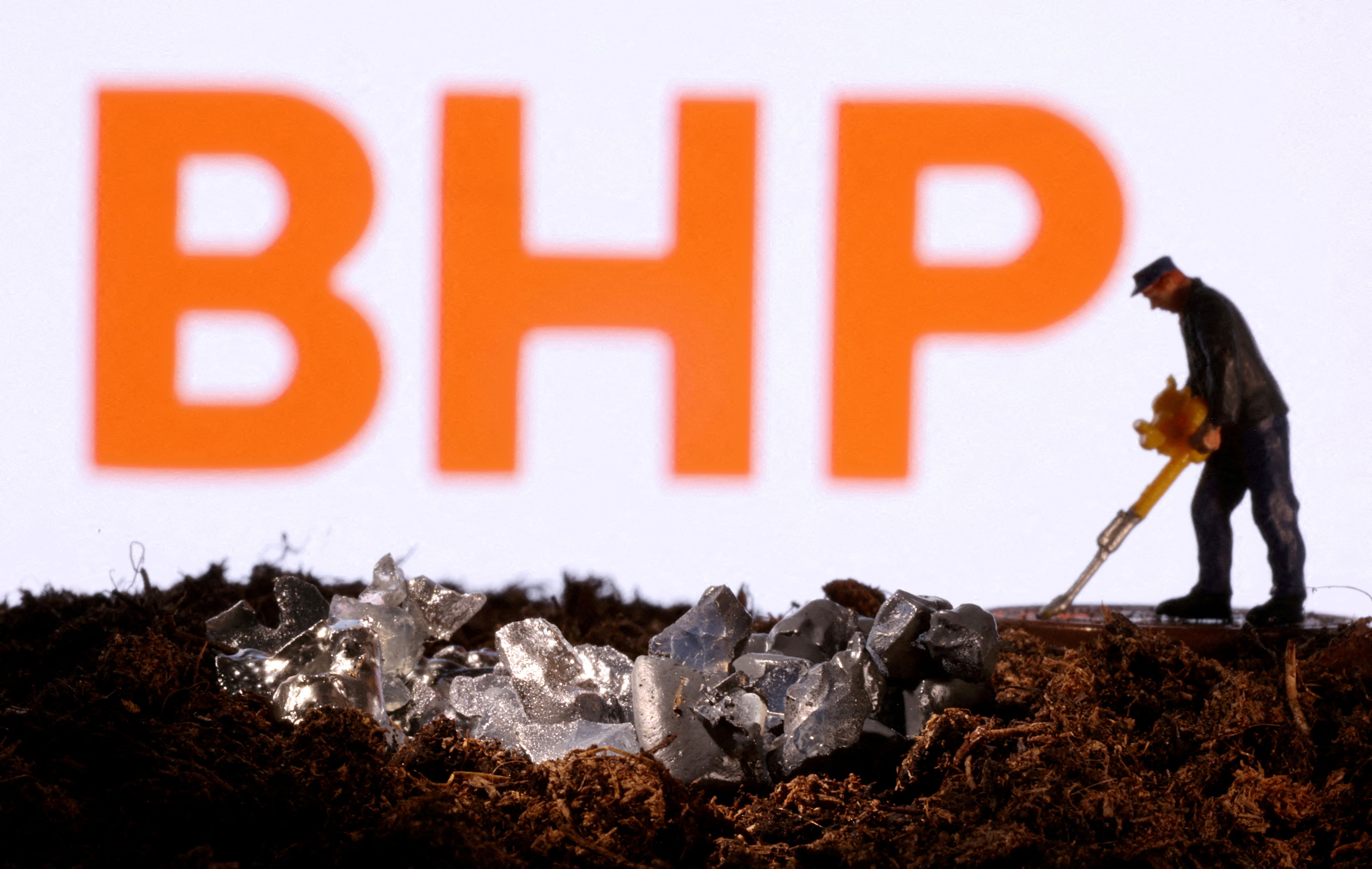 BHP volverá operar con un proyecto de cobre y plata