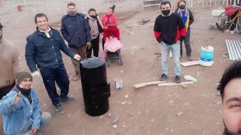 reciclan viejos termotanques y regalan estufas a lena reciclan viejos termotanques y regalan estufas a lena