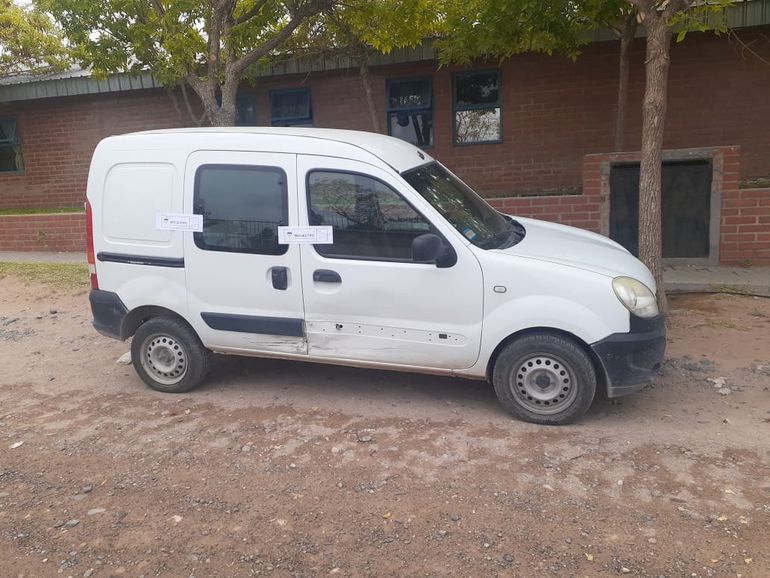 El hombre fue encontrado en su camioneta en la rotonda de la Municipalidad de Neuquén del oeste. El hombre fue encontrado en su camioneta en la rotonda de la Municipalidad de Neuquén del oeste.