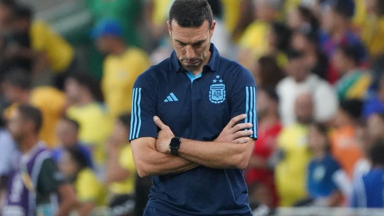 Lionel Scaloni deberá afrontar dos ausencias en la Selección Argentina.