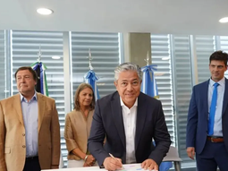 El proceso de privatización entra en su tramo final y habilita la operación privada de cuatro represas clave del sistema eléctrico. El proceso de privatización entra en su tramo final y habilita la operación privada de cuatro represas clave del sistema eléctrico.