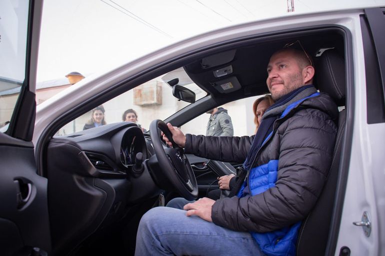 Ricardo Sebastián Rodríguez Ortiz se ganó un Toyota Yaris XS 0 km. entregado por la municipalidad de Cutral Co. Ricardo Sebastián Rodríguez Ortiz se ganó un Toyota Yaris XS 0 km. entregado por la municipalidad de Cutral Co.