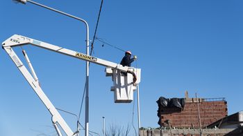 calf pone en marcha un mega plan para normalizar 570 conexiones de luz irregulares calf pone en marcha un mega plan para normalizar 570 conexiones de luz irregulares