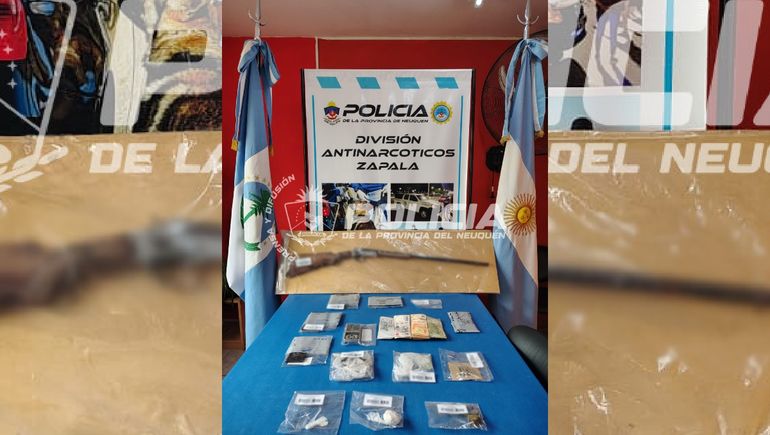 Desarticularon otro kiosco narco que operaba en Zapala: secuestraron droga, una escopeta y plata