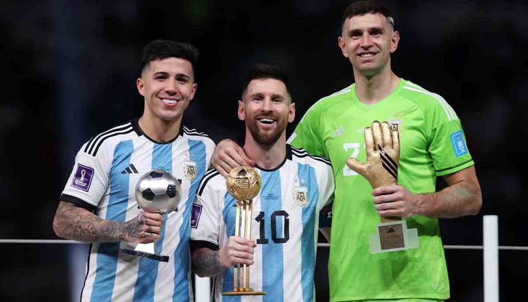 Messi, Enzo Fernández y Dibu Martínez, los mejores del Mundial