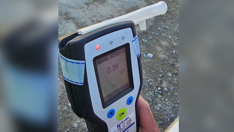 Borracho al volante chocó, se dio a la fuga y terminó detenido con un alto grado de alcoholemia