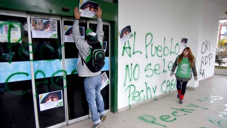 Pechi Quiroga denunció a ATE por destrozos en la municipalidad