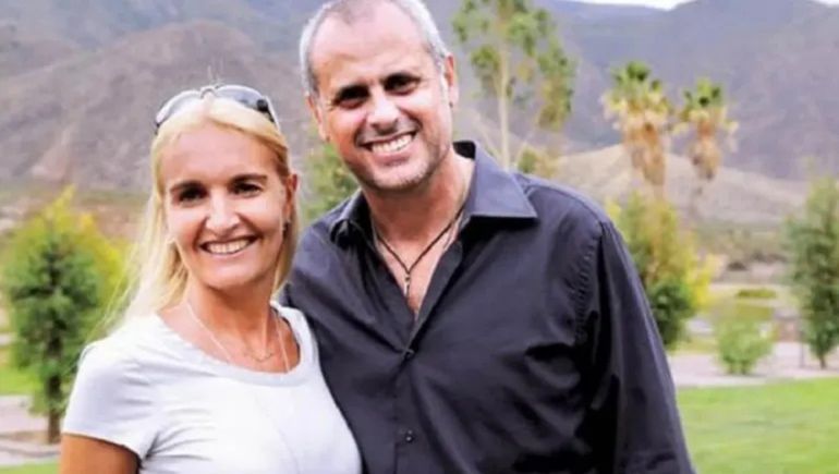 Jorge Rial y Silvia D'Auro se separaron en 2011 después de una relación de 22 años. Jorge Rial y Silvia D'Auro se separaron en 2011 después de una relación de 22 años.