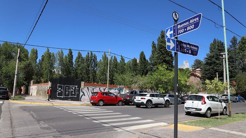 Nación lanzó la subasta de un terreno del Ejército en pleno centro de Neuquén: las fechas y el precio base | LM Neuquen Nación lanzó la subasta de un terreno del Ejército en pleno centro de Neuquén: las fechas y el precio base
