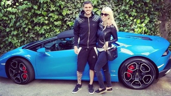 Mauro Icardi y Wanda Nara con el Lamborghini Huracan.&nbsp;