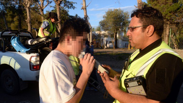 Los casos de alcoholizados al volante no bajan