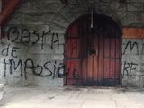 Aparecieron pintadas mapuche en una Iglesia: ¿Qué dijo la comunidad?