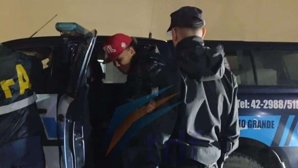 En la madrugada de este jueves, Brian Minaya fue trasladado desde la cárcel de Río Grande: tiene prohibido volver a la Argentina.