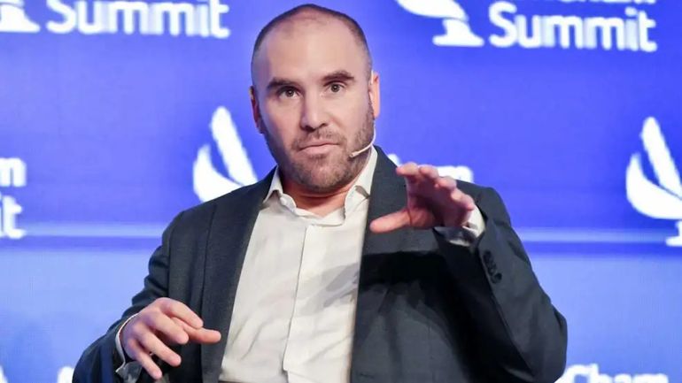 Martín Guzmán se calentó y le respondió a Cristina Kirchner