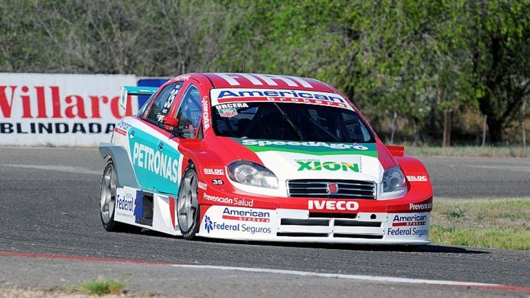 Fue la mejor ubicación del cipoleño en el Súper TC 2000.&nbsp; Pernía largará adelante en la primera. La vecina ciudad palpita la emoción del automovilismo.